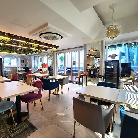 Hound Hotel Busan Station