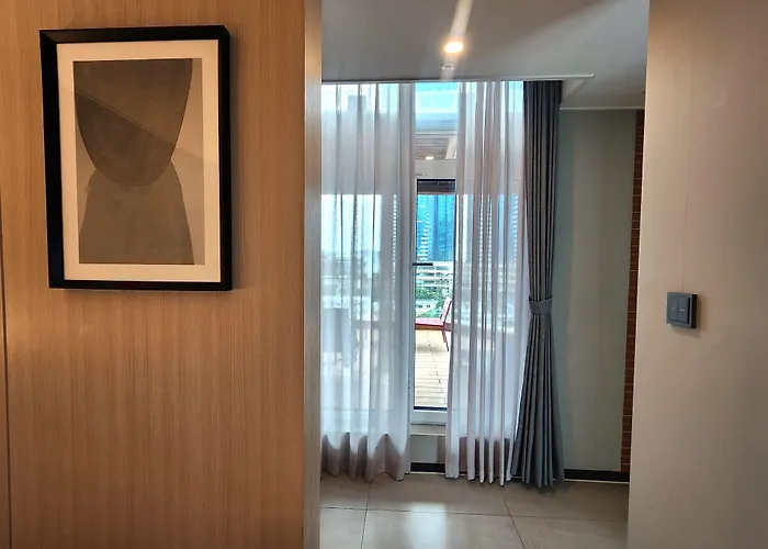 Hotel Hound Station